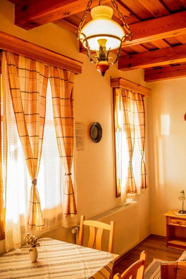 Nosztalgia Vendégház Zalaegerszeg Esterno foto