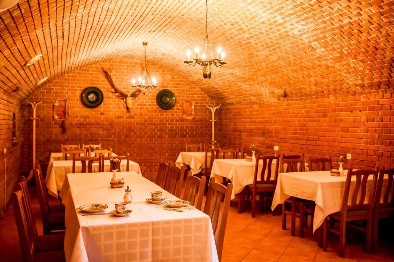 Nosztalgia Vendégház Zalaegerszeg Esterno foto